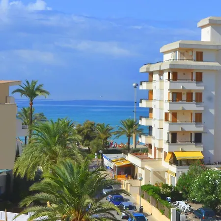 Tent Capi Playa Hotel