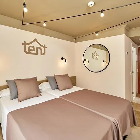 Tent Capi Playa ホテル